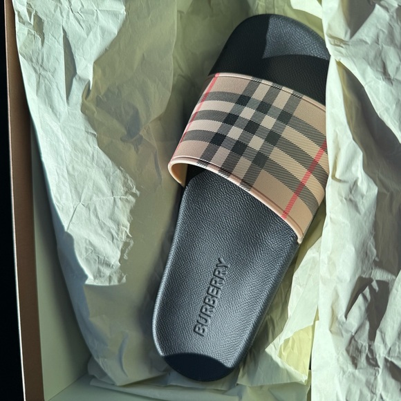 brand new burberry slides never worn 
size 10 main image 5